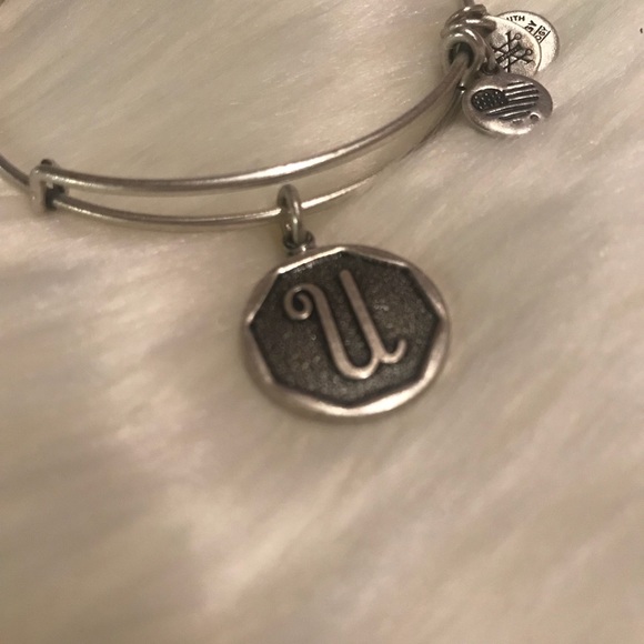 NWOT Alex and Ani Silver Initial U Bracelet - Picture 2 of 4
